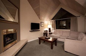Powder'S Edge By Latour Hotels And Resorts Whistler Zewnętrze zdjęcie
